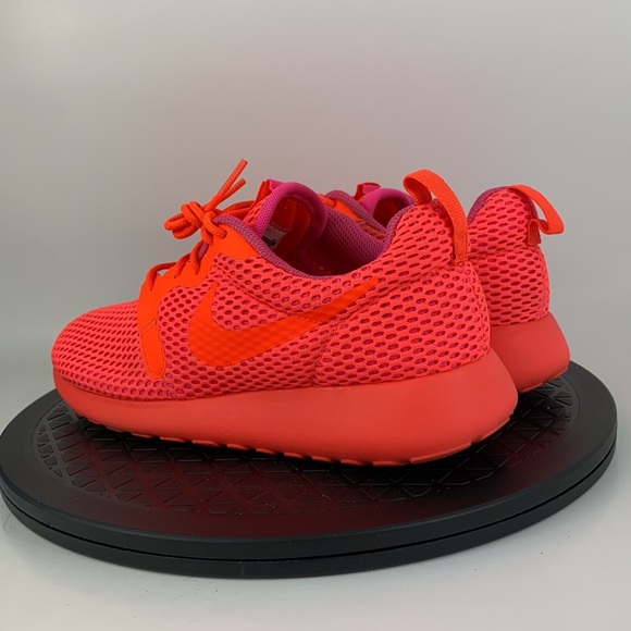 Nike Roshe One Hyperfuse Crimson Running Shoes 833826-800 Women's Size 6 - Picture 8 of 15